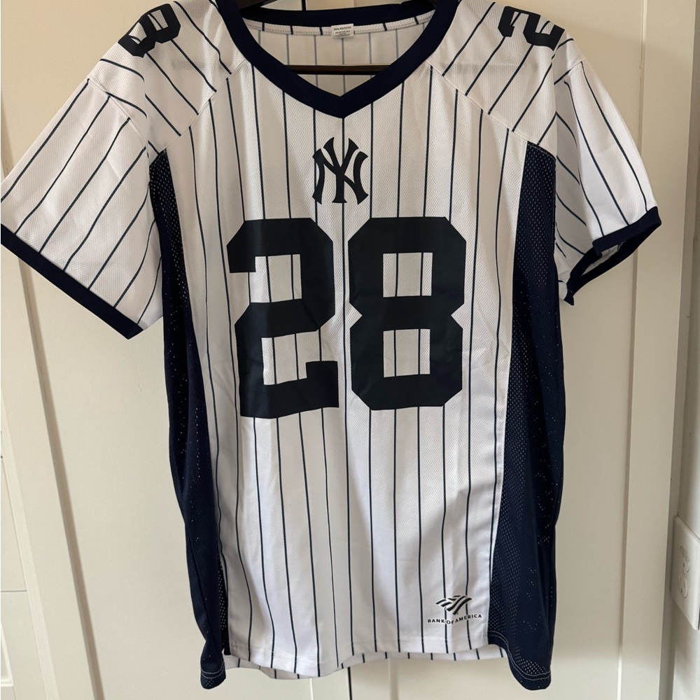 New York Yankees Austin Wells #28 Football Jersey XL New - Picture 2 of 4